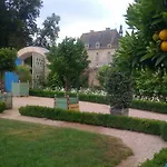Chateau De Loup Guest house Saint-Loup-Lamaire