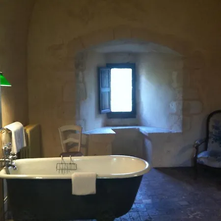 Chateau De Loup