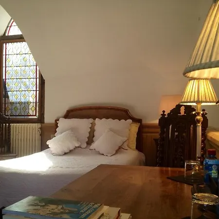 Chateau De Loup Pensionat