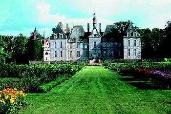 Chateau De Loup 3*