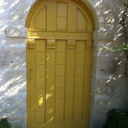 Chateau De Loup 3* Saint-Loup-Lamaire