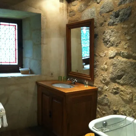 Chateau De Loup Saint-Loup-Lamaire