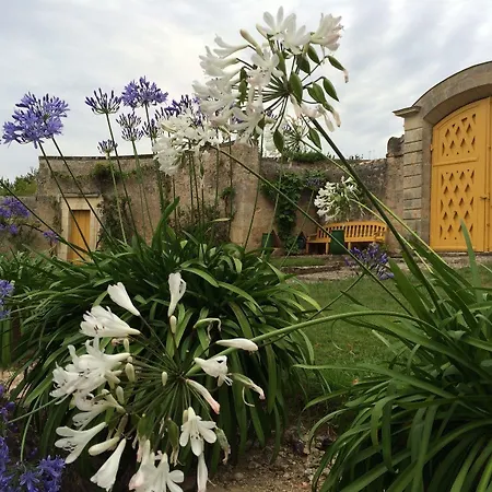 Pensionat Chateau De Loup 3*