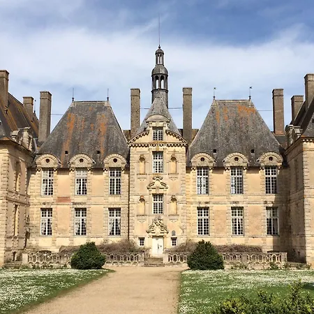 Chateau De Loup Saint-Loup-Lamaire