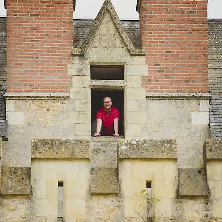 Chateau De Loup 3*