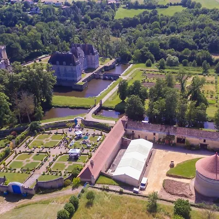 Chateau De Loup