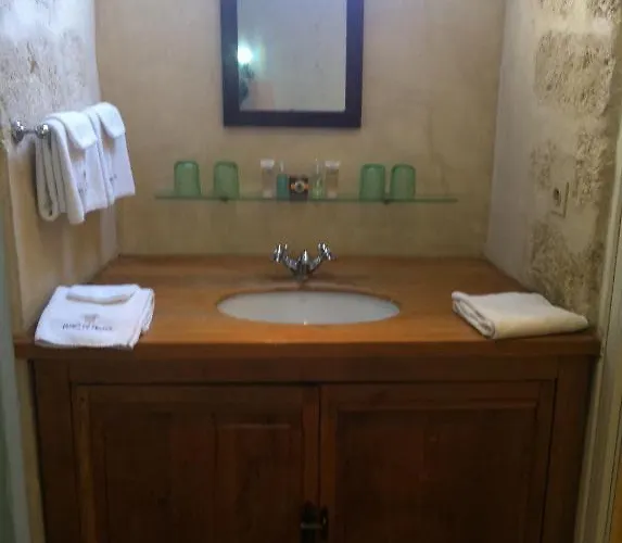 Chateau De Loup Pensión Saint-Loup-Lamaire