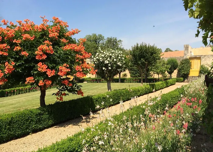 Chateau De Loup Pensión Saint-Loup-Lamaire