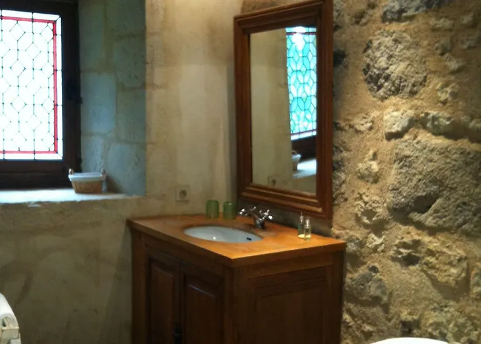 Chateau De Loup Saint-Loup-Lamaire