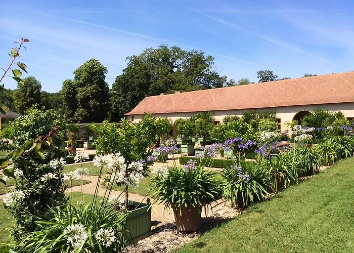 Chateau De Loup Pensión