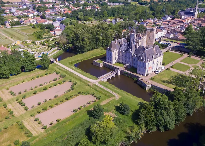 Chateau De Loup Pensión