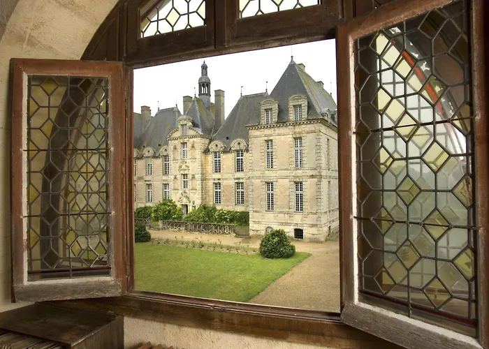 Chateau De Loup 3* Saint-Loup-Lamaire